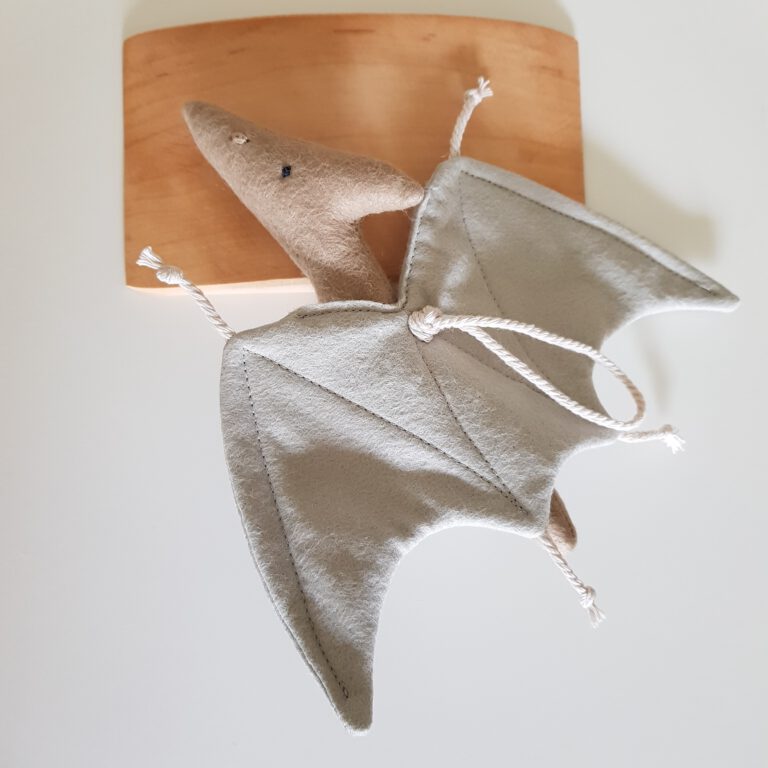 Flugsaurier Taupe,hellgrau Bestseller